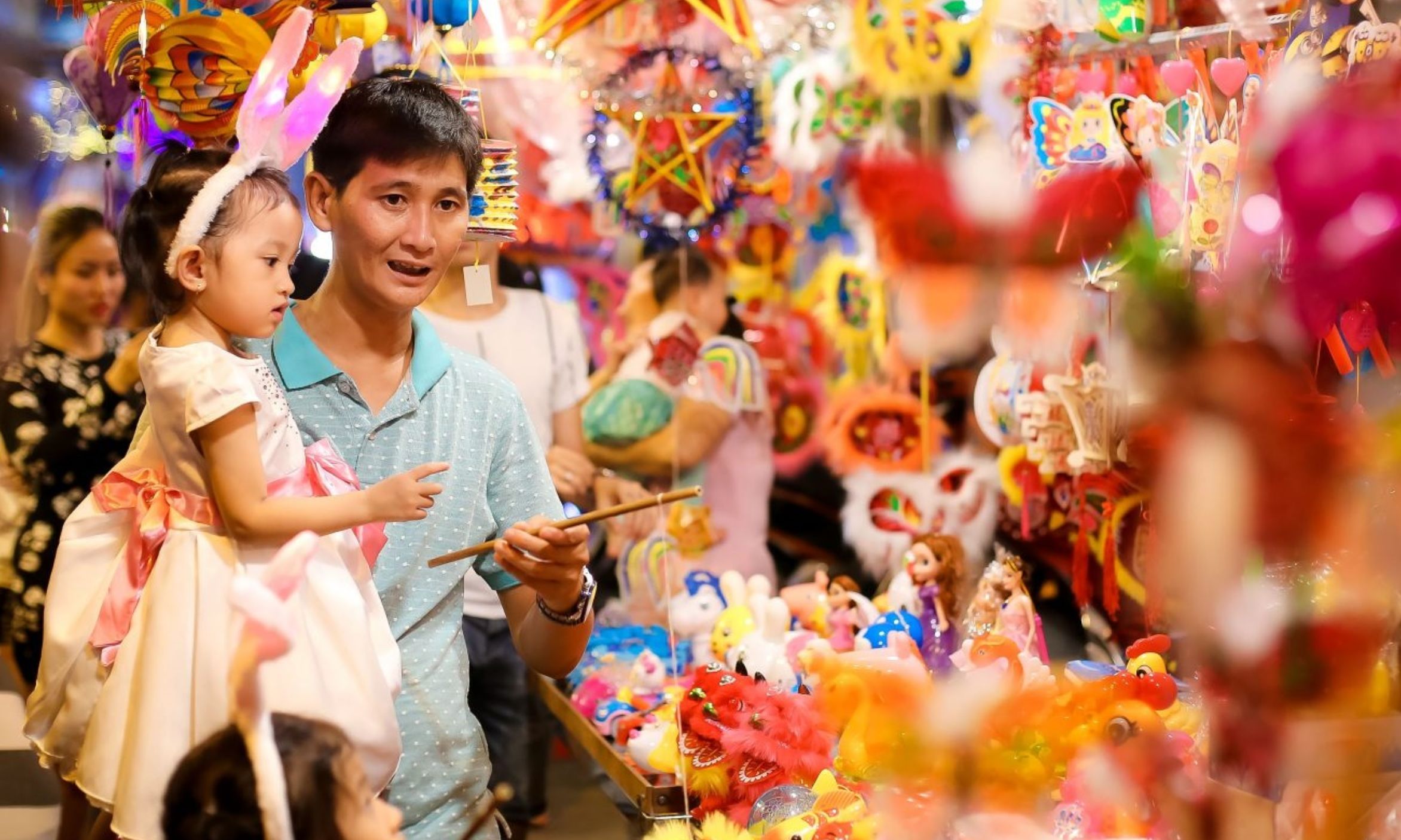 Gợi ý quà Trung thu cho con gái ý nghĩa và dễ thương